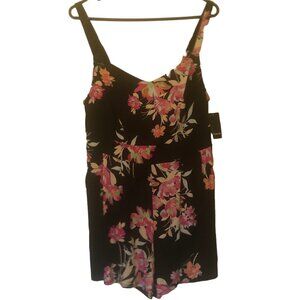 NWT Torrid sleeveless floral romper w/ pockets sz 10